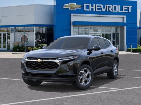 New 2026 Chevrolet Trax LS FWD image 6