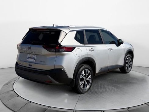 Used 2023 Nissan Rogue SV w/ SV Premium B Package AWD/4WD image 3