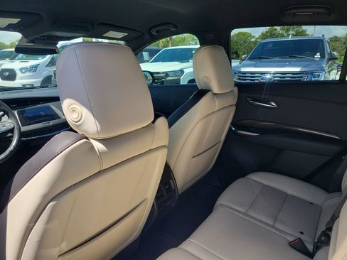 Used 2023 Cadillac XT4 Sport FWD image 25
