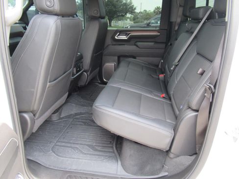 Used 2025 GMC Sierra 2500 Denali w/ Denali Reserve Package AWD/4WD image 40