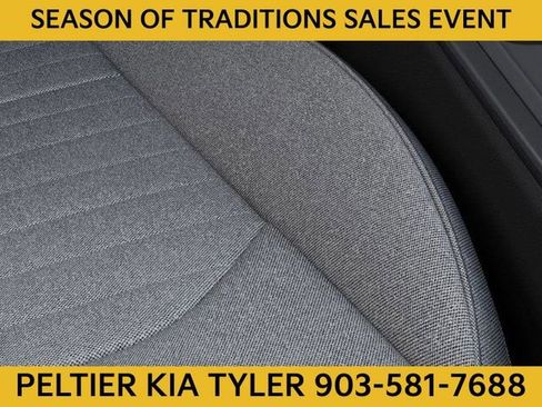 New 2025 Kia K4 EX image 24