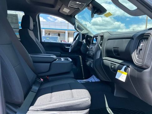 New 2026 Chevrolet Silverado 2500 Custom w/ Custom Value Package AWD/4WD image 32