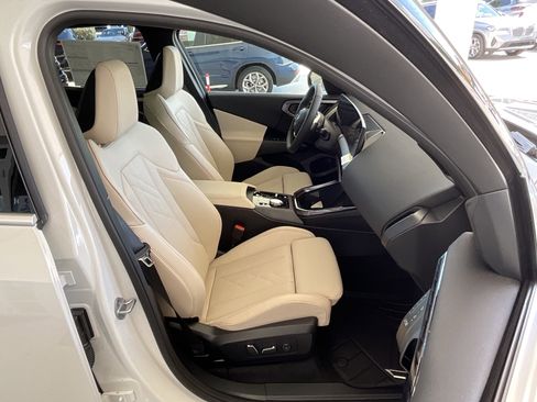 New 2025 BMW X3 xDrive30i w/ Premium Package image 22