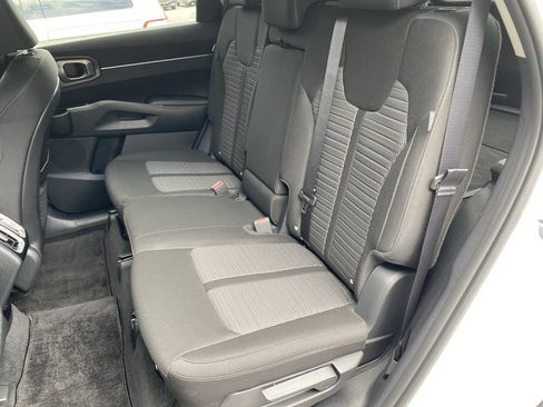 Used 2026 Kia Sorento LX FWD image 28