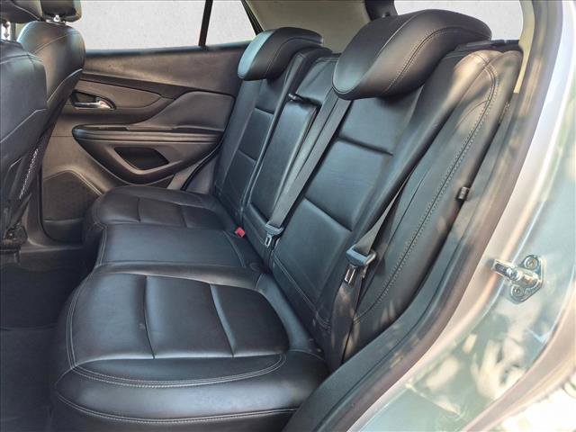 Used 2019 Buick Encore Essence FWD image 18