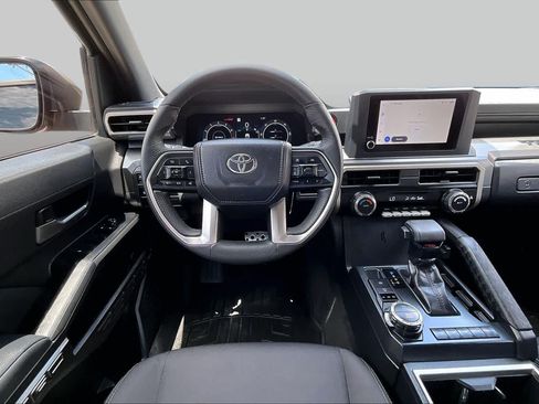 Used 2025 Toyota Tacoma TRD Sport AWD/4WD image 6