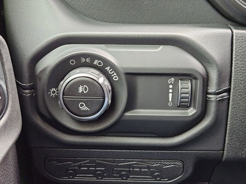 New 2026 Jeep Gladiator Sport image 23