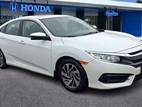 Used 2018 Honda Civic EX image 2