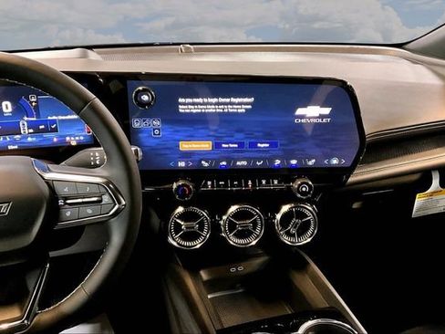 New 2026 Chevrolet Blazer EV LT image 6