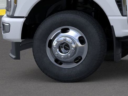 New 2026 Ford F350 Platinum w/ Platinum Plus Package image 38