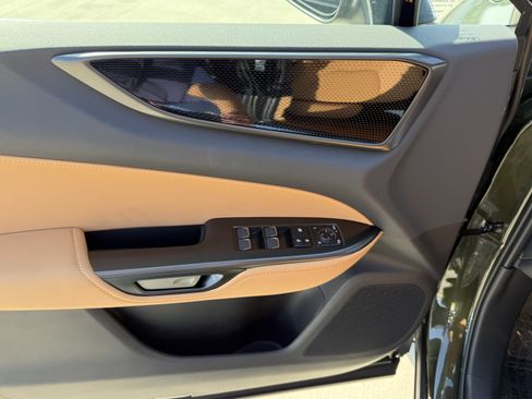 New 2026 Lexus NX 350 AWD image 18