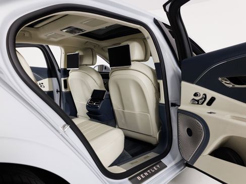 Used 2020 Bentley Flying Spur W12 AWD/4WD image 46