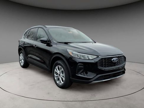 New 2026 Ford Escape Active w/ Active Premium Tech Pack image 14