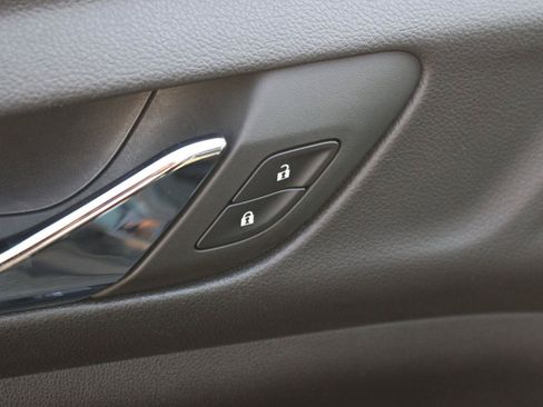 Used 2023 GMC Acadia AT4 AWD/4WD image 14