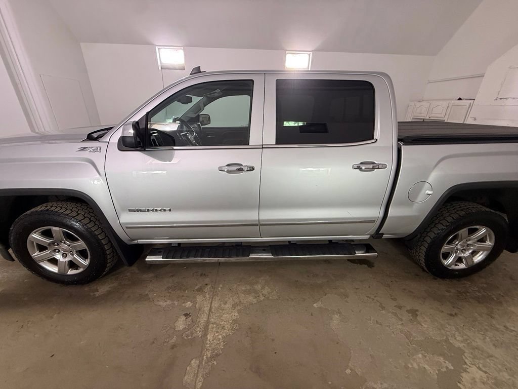 Used 2016 GMC Sierra 1500 SLT w/ SLT Preferred Package AWD/4WD image 3