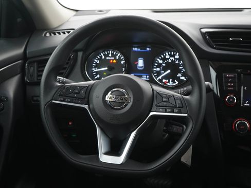 Used 2020 Nissan Rogue S AWD/4WD image 16