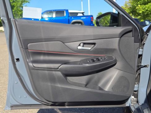 New 2026 Nissan Sentra SR FWD image 12