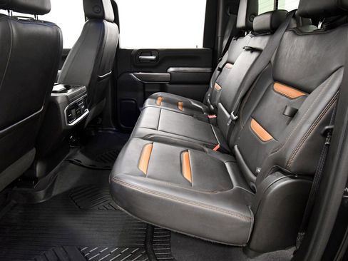 Used 2020 GMC Sierra 2500 AT4 w/ AT4 Premium Package image 15