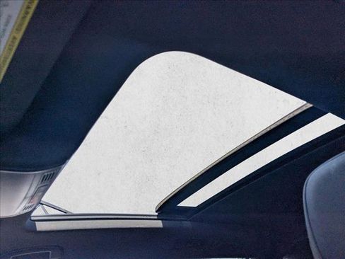 Used 2020 Volkswagen Tiguan SE R-Line w/ 3rd Row Seat Package image 17