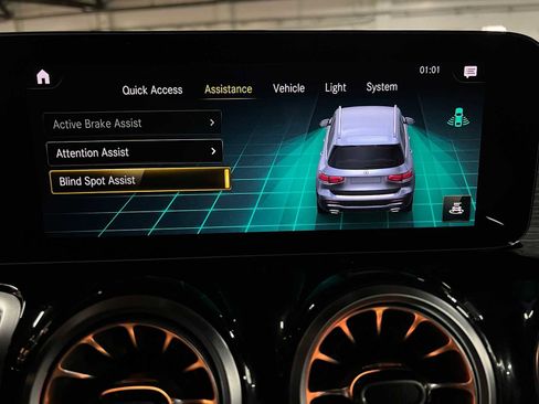 Certified 2023 Mercedes-Benz GLB 250 4MATIC image 34