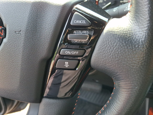 Used 2023 Nissan Frontier PRO-4X w/ Pro Convenience Package AWD/4WD image 19