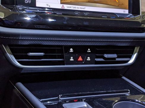 New 2026 Volkswagen Atlas SE image 18