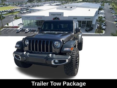 Certified 2023 Jeep Gladiator Sport w/ Trailer Tow Package image 4