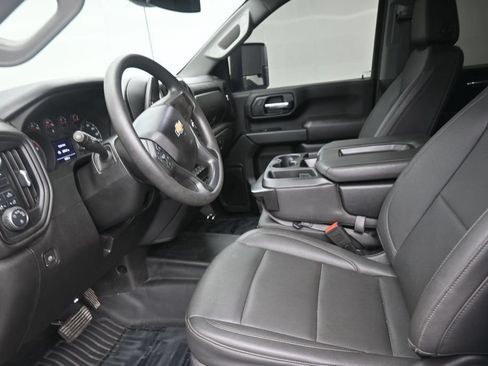 Used 2024 Chevrolet Silverado 2500 W/T w/ WT Convenience Package AWD/4WD image 12
