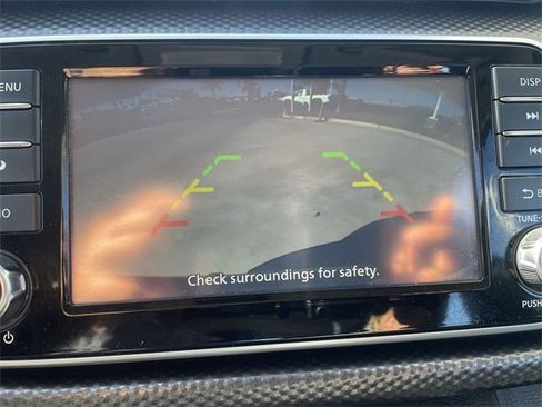 Used 2020 Nissan Kicks S image 14