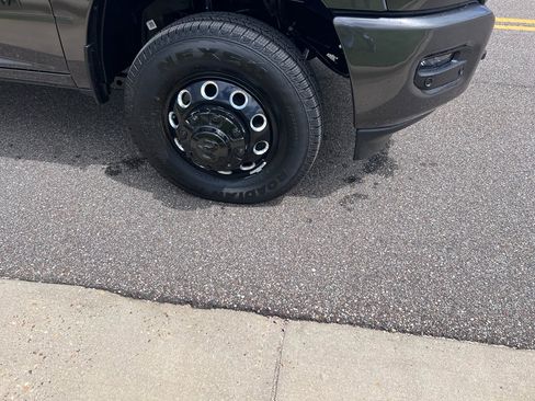 New 2026 RAM 3500 Big Horn AWD/4WD image 2