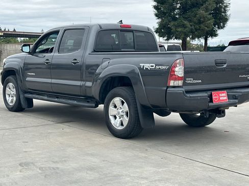 Used 2015 Toyota Tacoma PreRunner RWD image 7