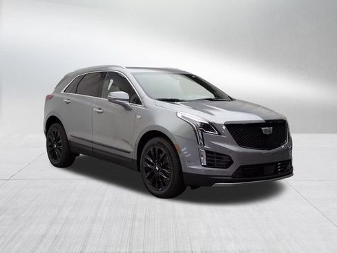 Used 2026 Cadillac XT5 Premium Luxury w/ LPO, ONYX Package AWD/4WD image 3