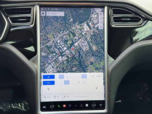 Used 2014 Tesla Model S 85 RWD image 23