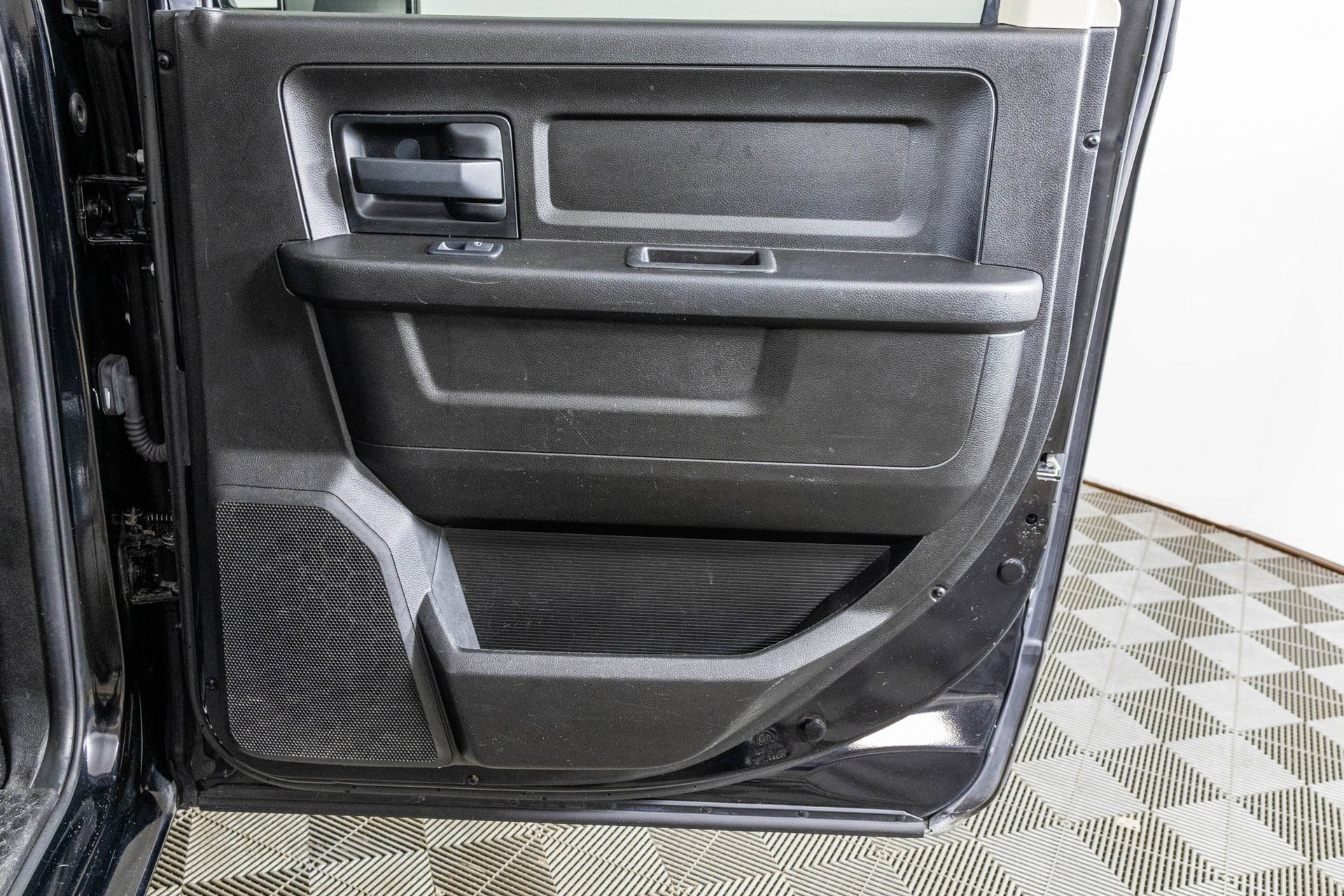 Used 2019 RAM 1500 Tradesman w/ Tradesman SXT Package AWD/4WD image 43