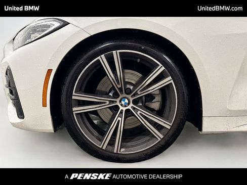 Used 2023 BMW 430i Convertible w/ M Sport Package RWD image 2