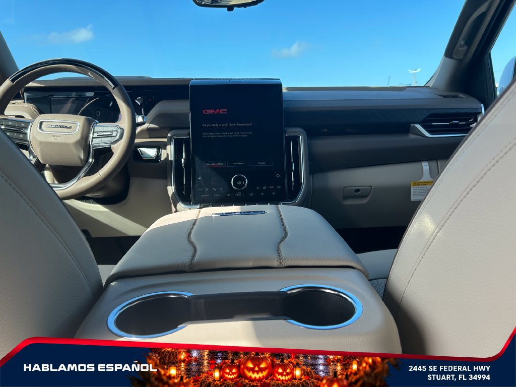 New 2027 GMC Yukon Denali w/ Denali Reserve Package AWD/4WD image 16
