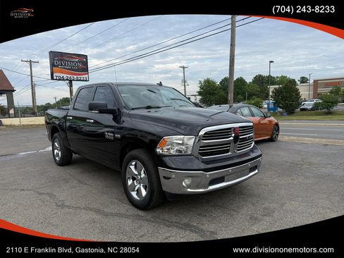 Used 2017 RAM 1500 Big Horn AWD/4WD image 3