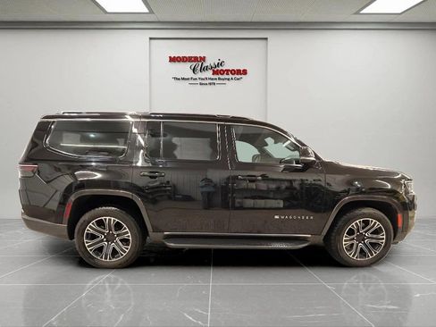 Used 2022 Jeep Wagoneer Series III AWD/4WD image 8