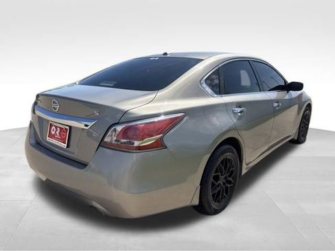 Used 2015 Nissan Altima 2.5 S w/ Power Driver Seat Package FWD image 8