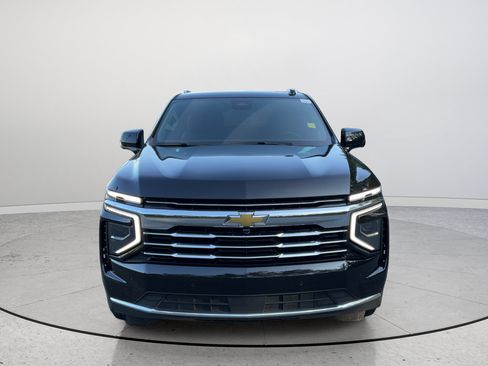 Used 2025 Chevrolet Tahoe LT RWD image 4