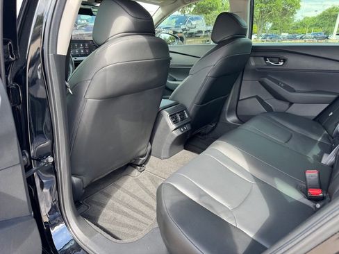 Used 2025 Honda Accord EX-L image 17