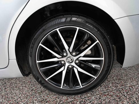 Used 2024 Toyota Camry SE FWD image 28