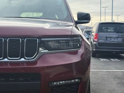 Used 2023 Jeep Grand Cherokee L Limited image 32