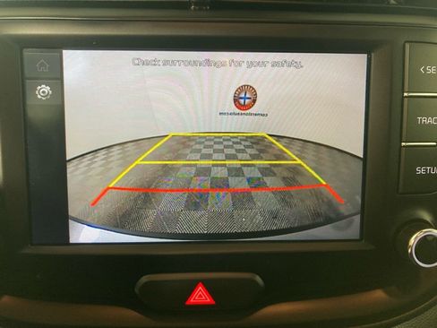 Certified 2025 Kia Soul LX w/ LX Technology Package image 4