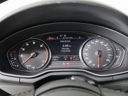 Used 2020 Audi A4 2.0T Premium w/ Convenience Package image 32