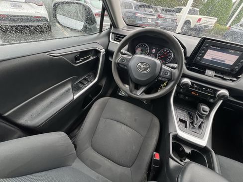 Used 2019 Toyota RAV4 LE w/ All Weather Liner Package AWD/4WD image 4