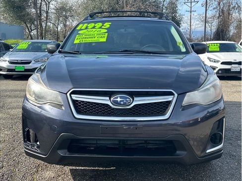 Used 2016 Subaru Crosstrek 2.0i Premium image 2