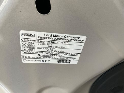 Used 2025 Ford Explorer ST-Line AWD/4WD image 23