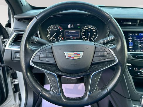 Used 2020 Cadillac XT5 Premium Luxury AWD/4WD image 32