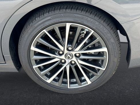 Used 2025 Lexus ES 350 w/ Premium Package FWD image 31